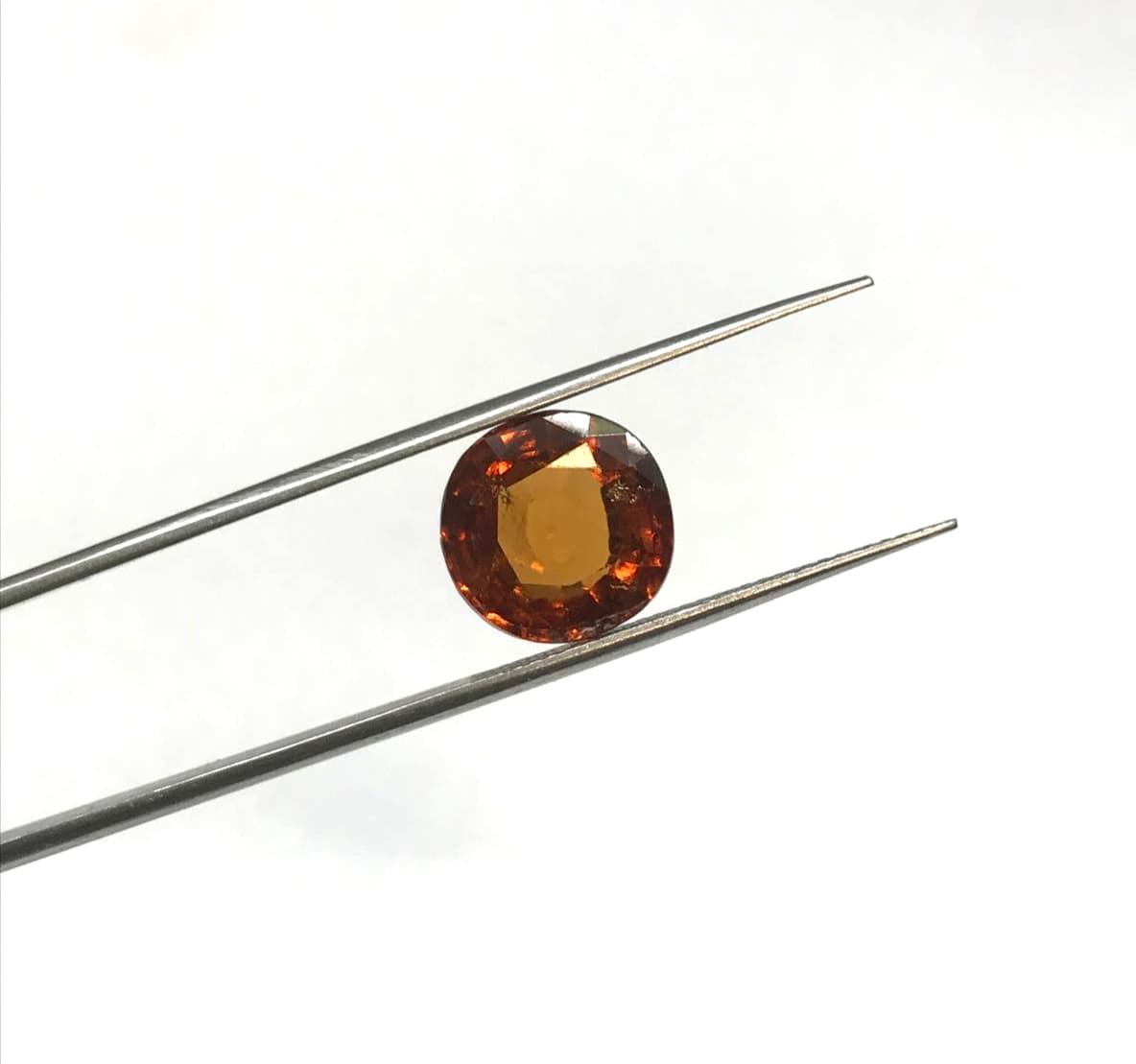 Natural Hessonite- Gomed 5.25 Ratti Gemstone IIGJ-7400D29030