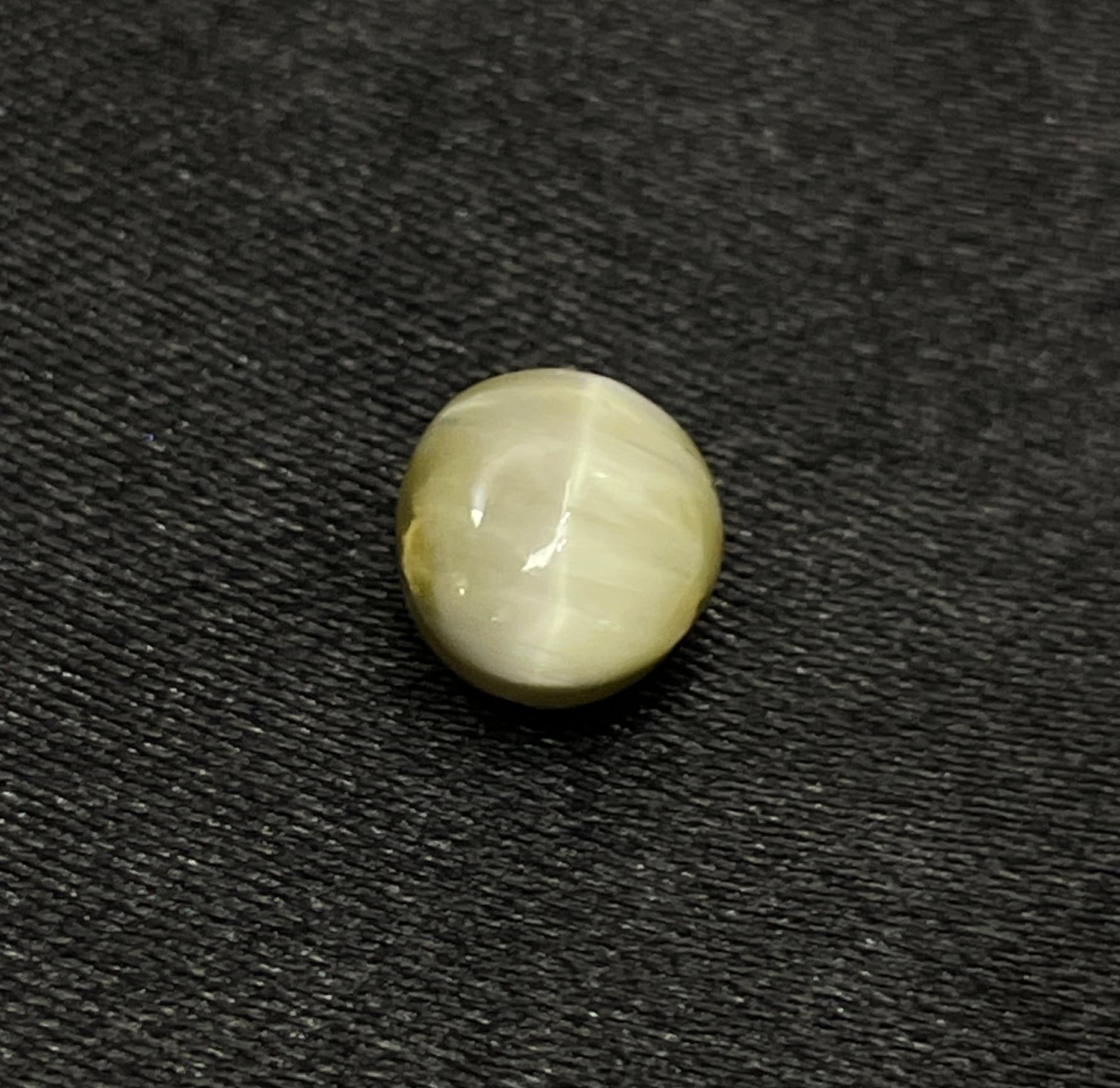 Natural Quartz Cat's Eye - Lehsunia 3.50 Ratti Gemstone