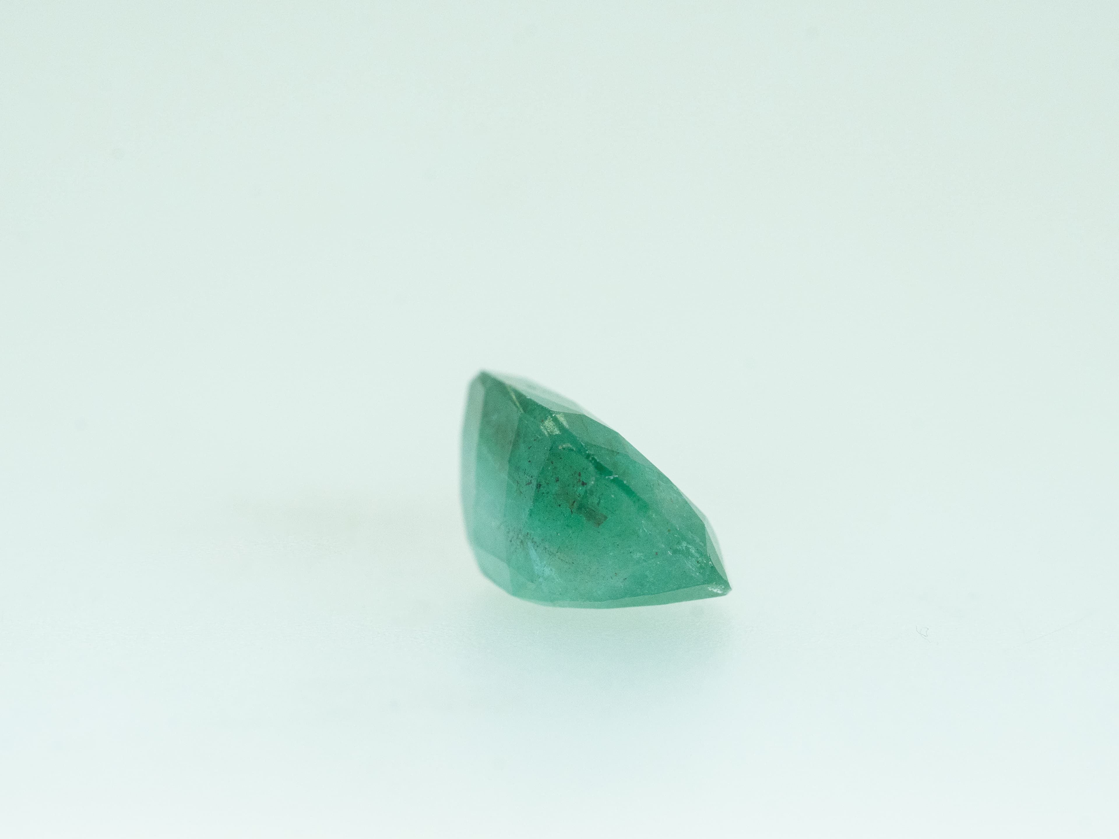 Zambian Emerald - Panna 8.00 Ratti  Natural Gemstone