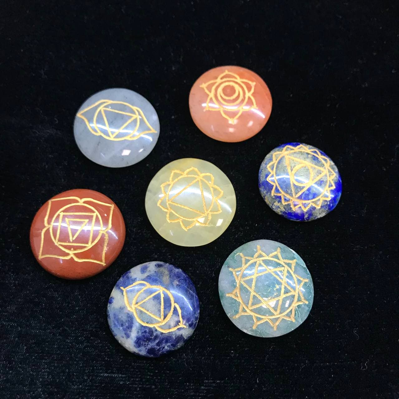7 Chakra Palm Stone Set