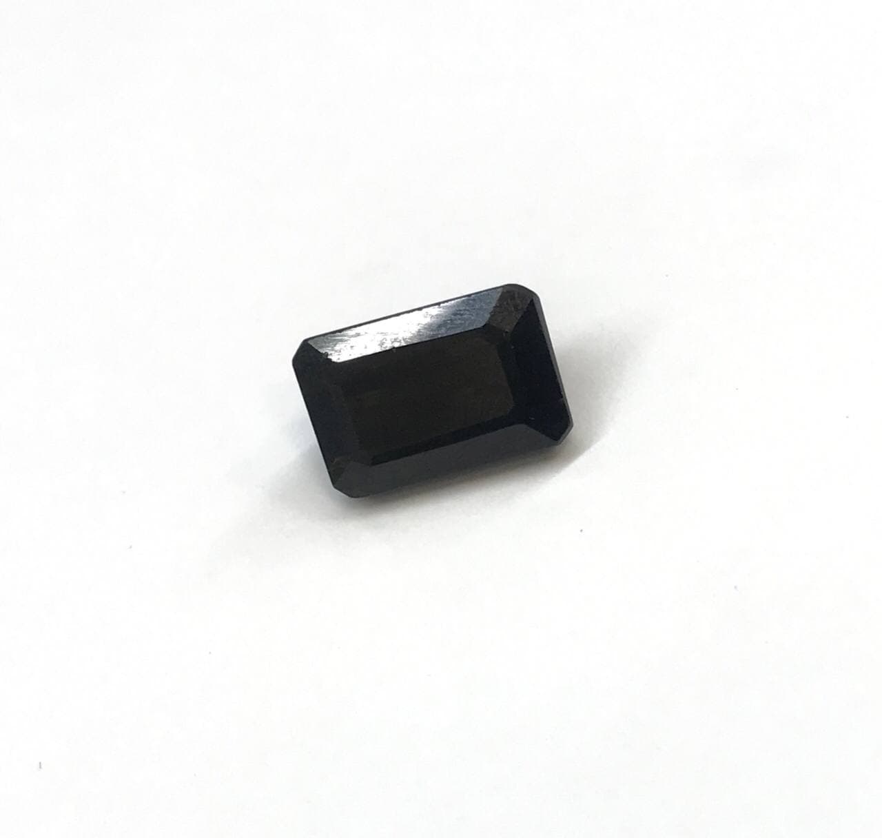 Black Tourmaline 7.50 Ratti Gemstone