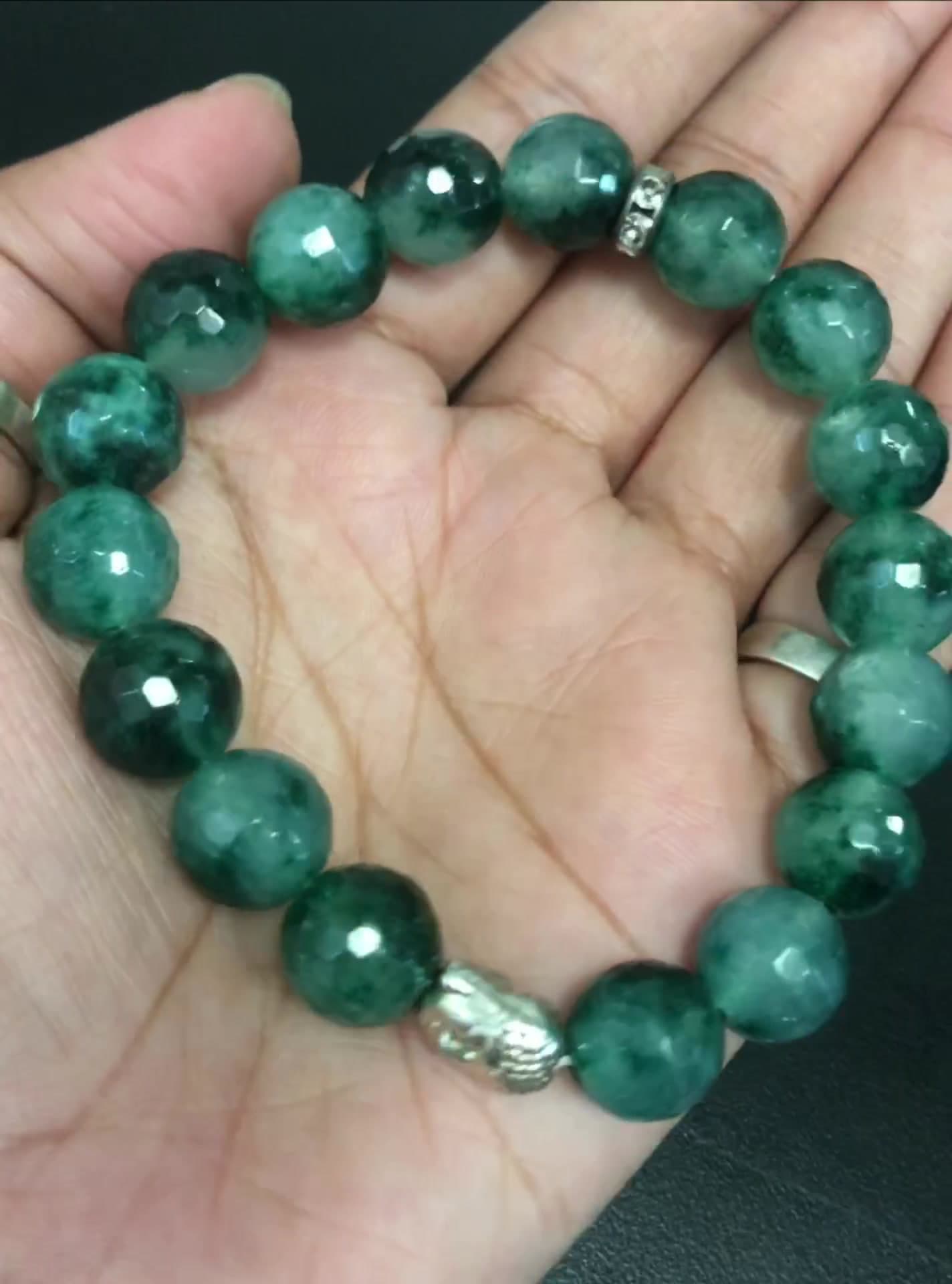 Green Facted Diamond Cut Bracelet