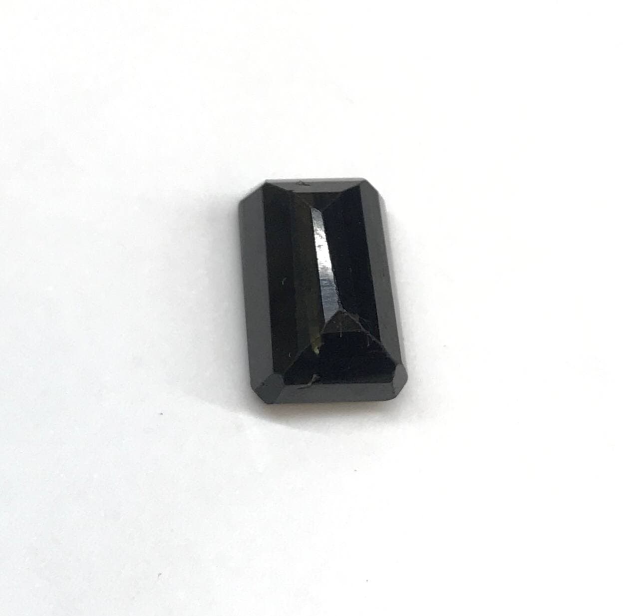 Black Tourmaline 7.50 Ratti Gemstone