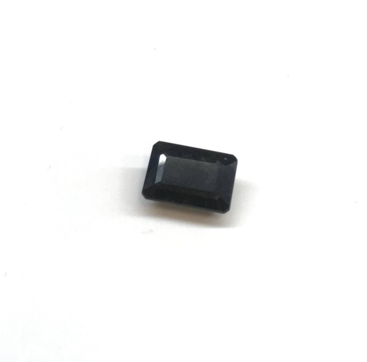 Black Tourmaline 7.50 Ratti Gemstone