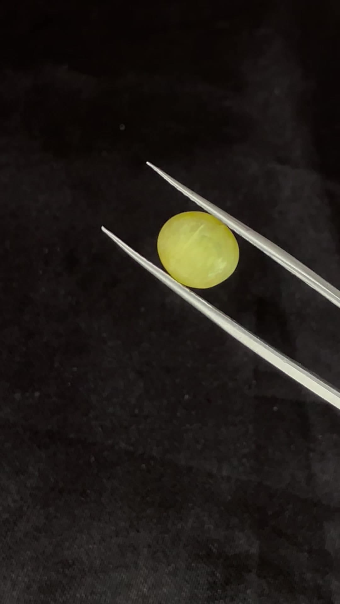 Natural Apatite Cat's Eye - Lehsunia 6.50 Ratti Gemstone