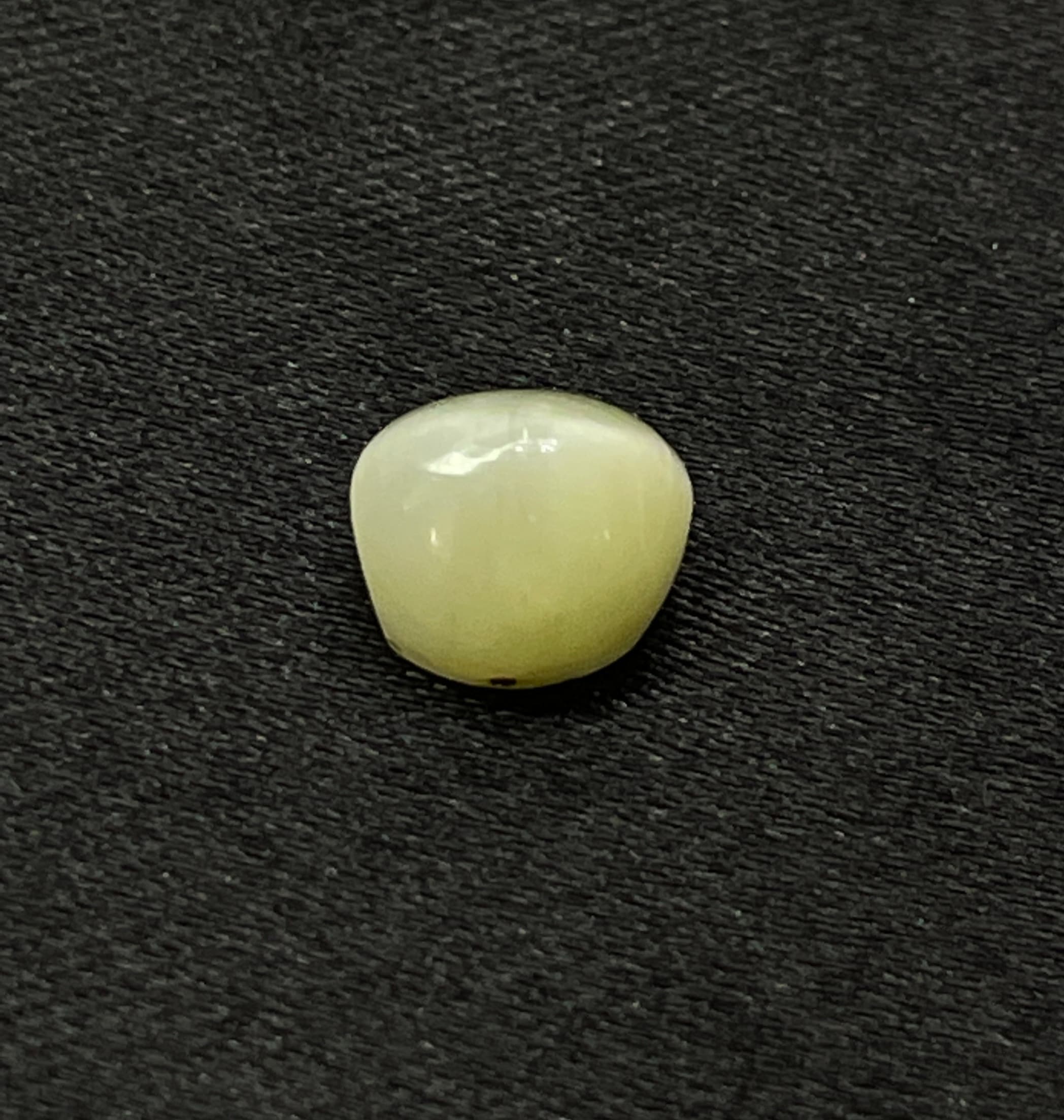 Natural Quartz Cat's Eye - Lehsunia 5.00 Ratti Gemstone
