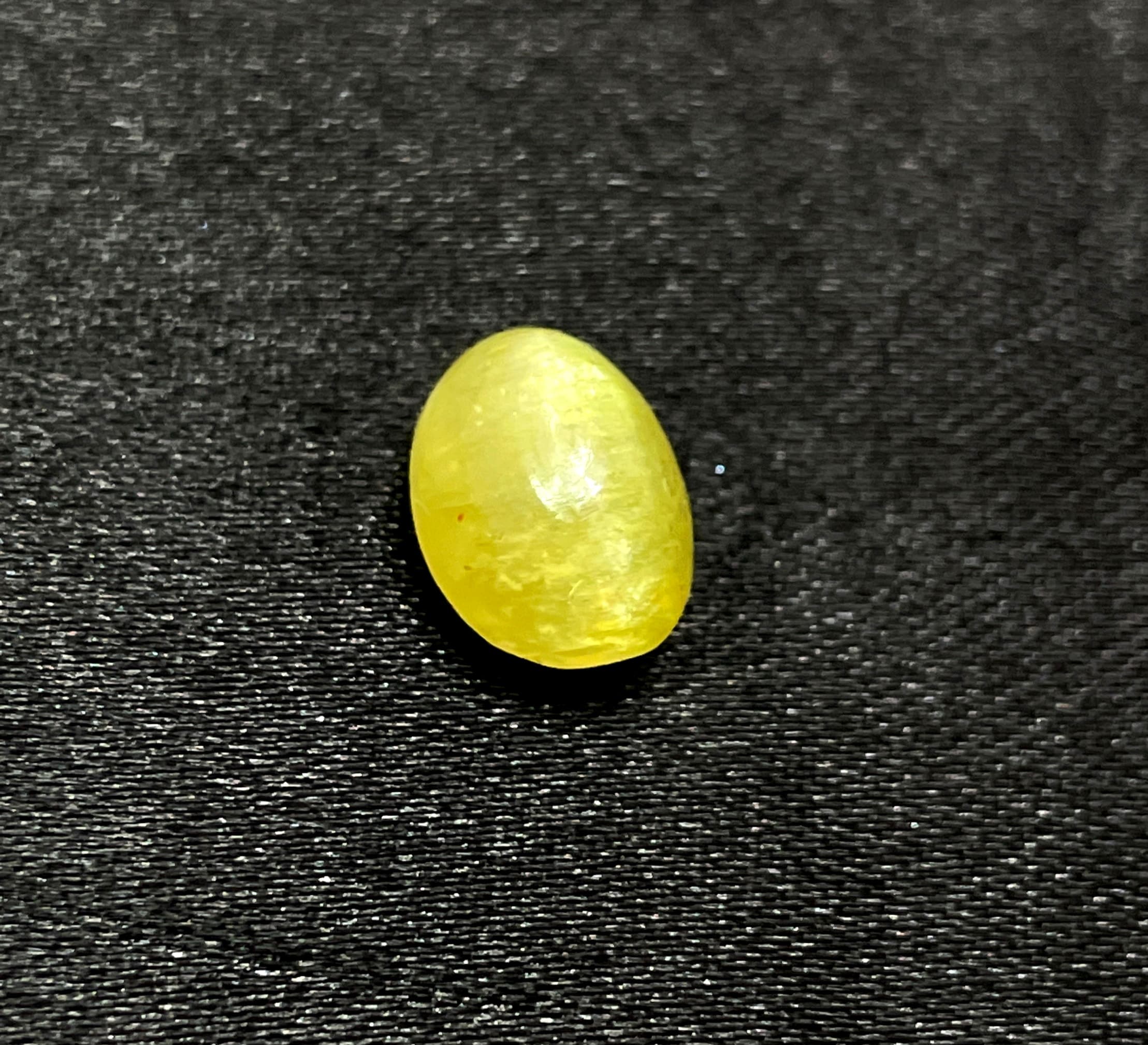 Natural Apatite Cat's Eye - Lehsunia 7.00 Ratti Gemstone