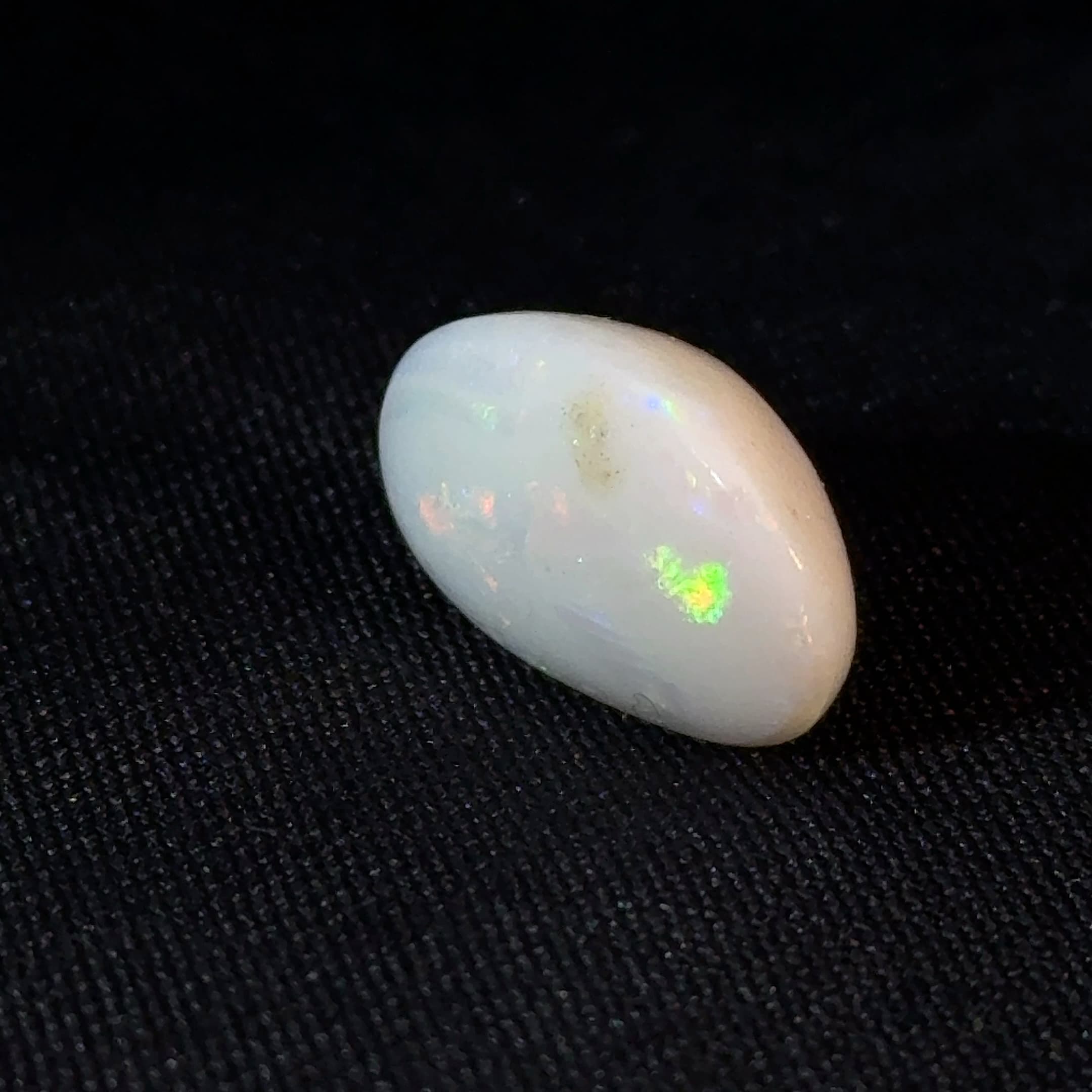 Australian Natural Fire Opal- 9.50 Ratti Gemstone IIGJ- 11276D45400