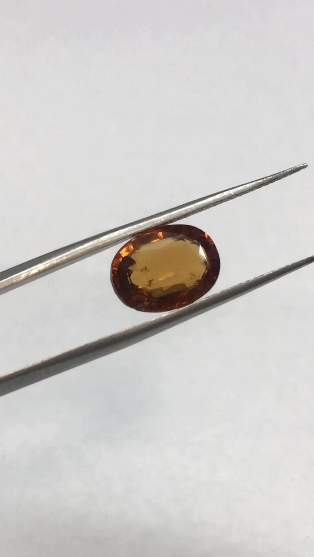 Natural Hessonite- Gomed 5.25 Ratti Gemstone IIGJ-7400D29024