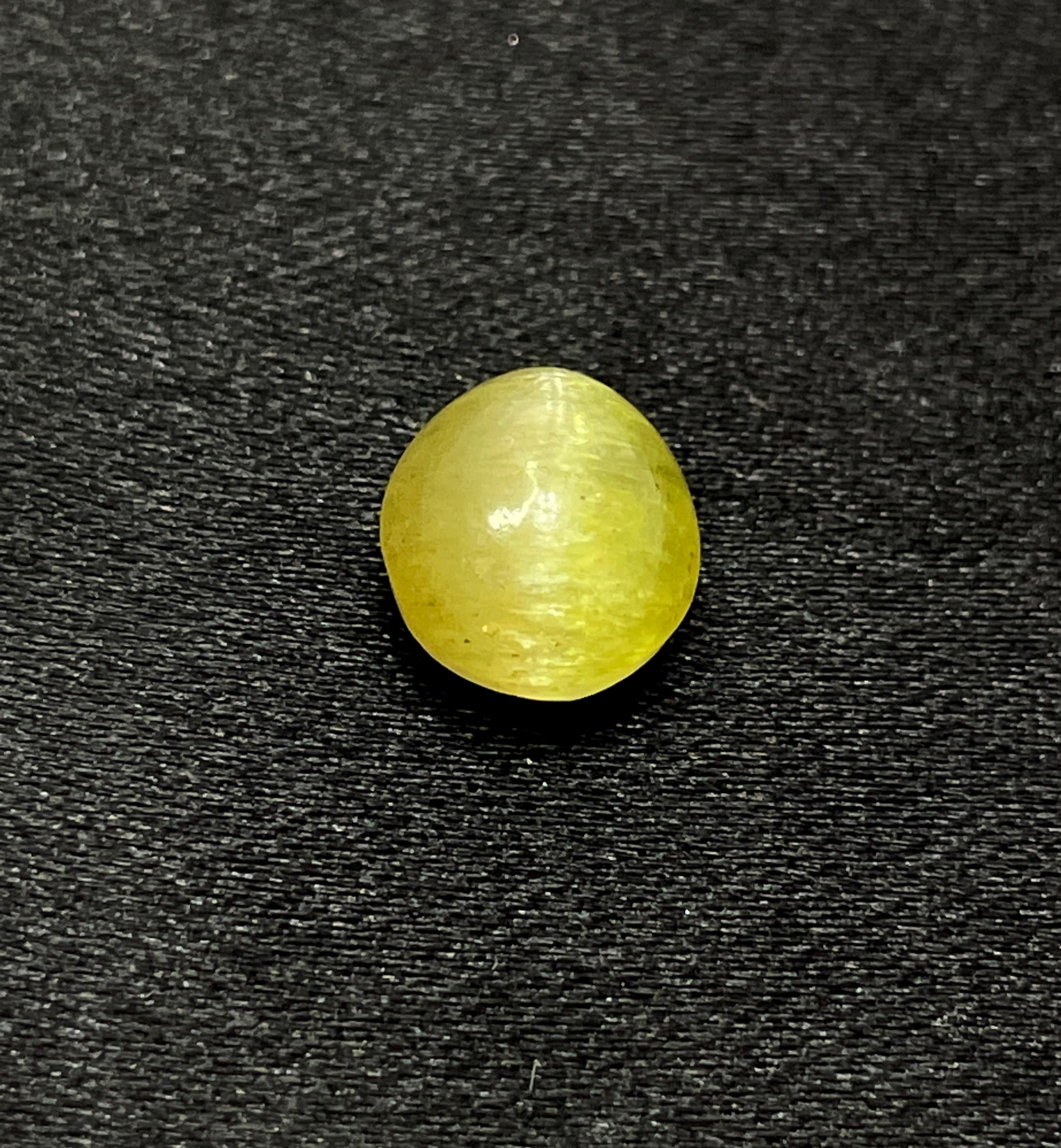 Natural Apatite Cat's Eye - Lehsunia 6.50 Ratti Gemstone