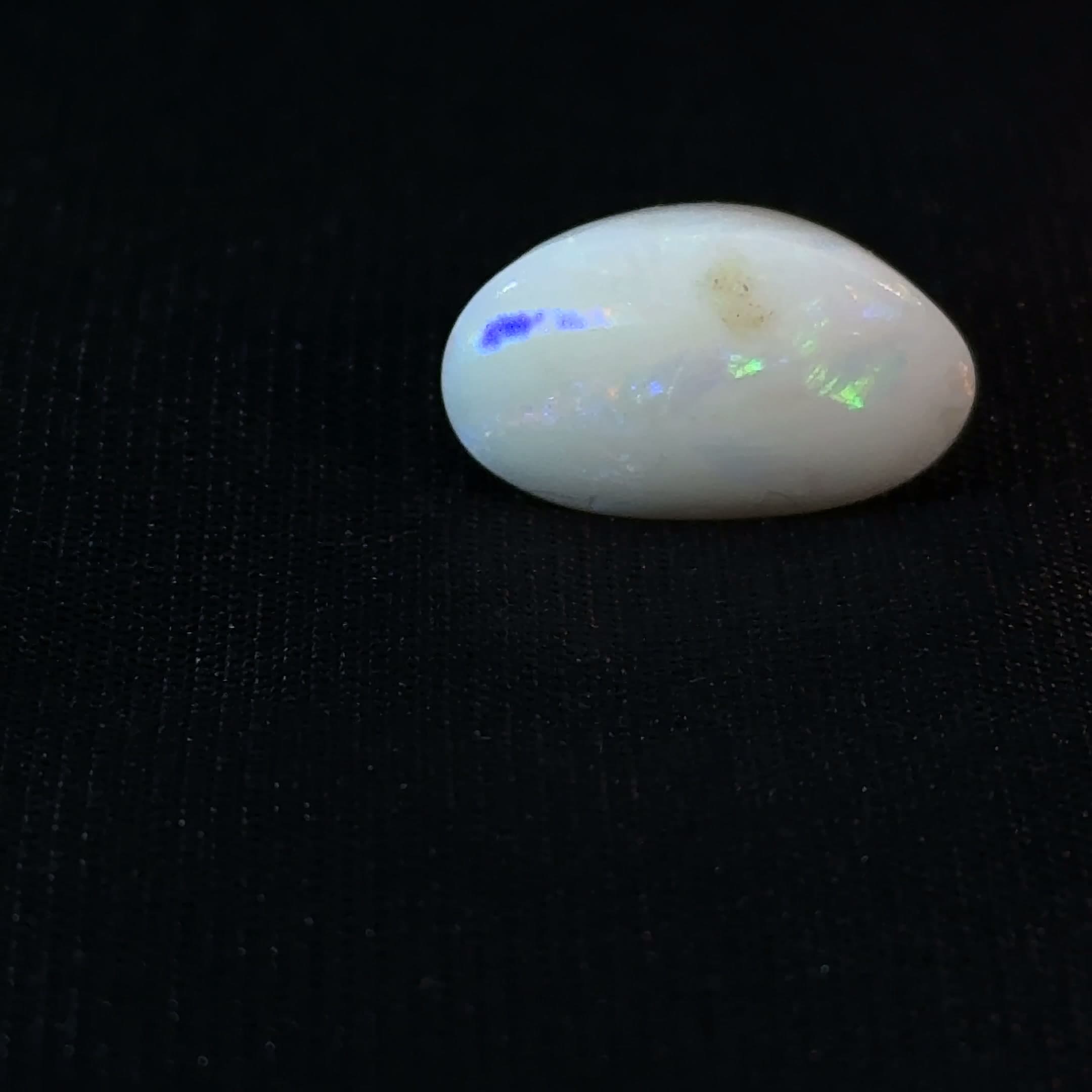 Australian Natural Fire Opal- 9.50 Ratti Gemstone IIGJ- 11276D45400