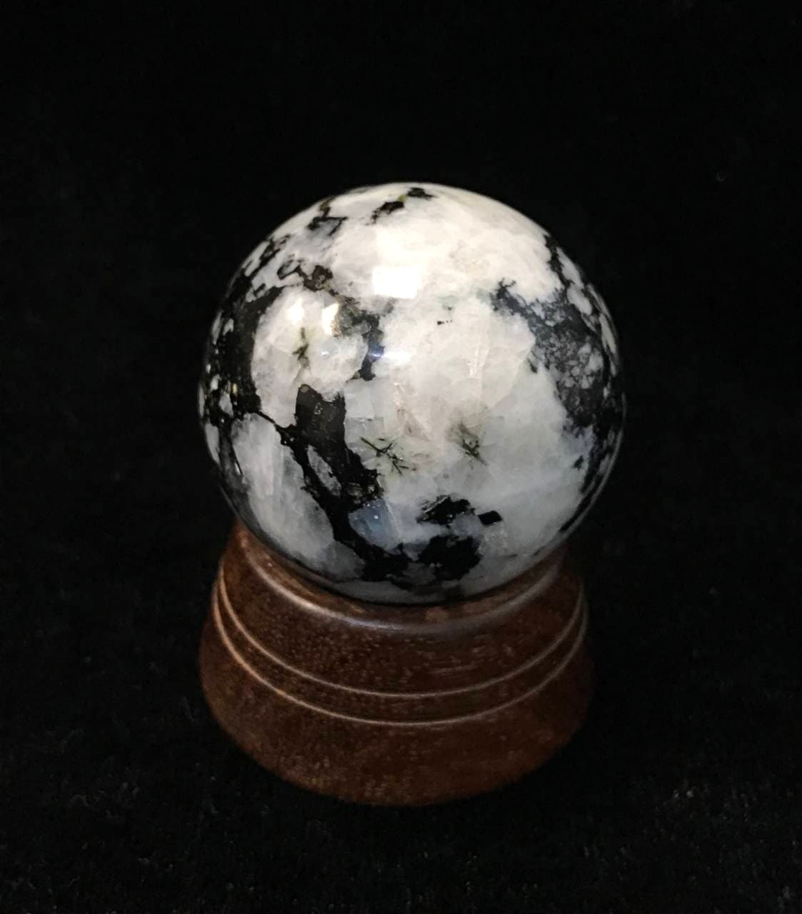 Howlite Ball