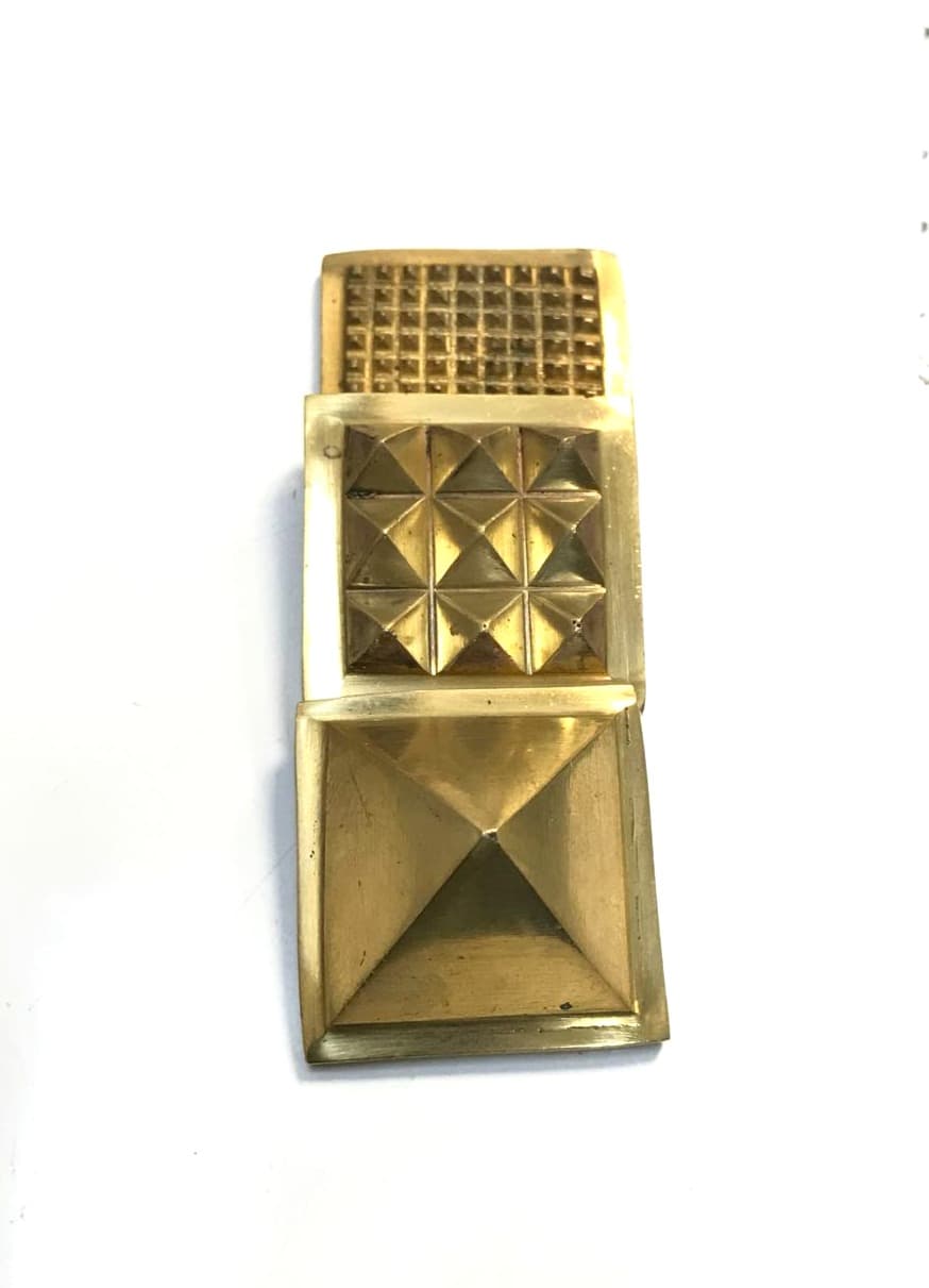 Panchdhatu Vastu Pyramid